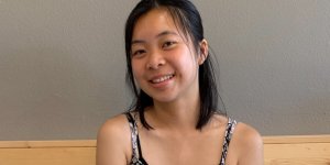 图为高中生Kelsie Lam，她于2020年在南加州大学ISI的科技集团实习